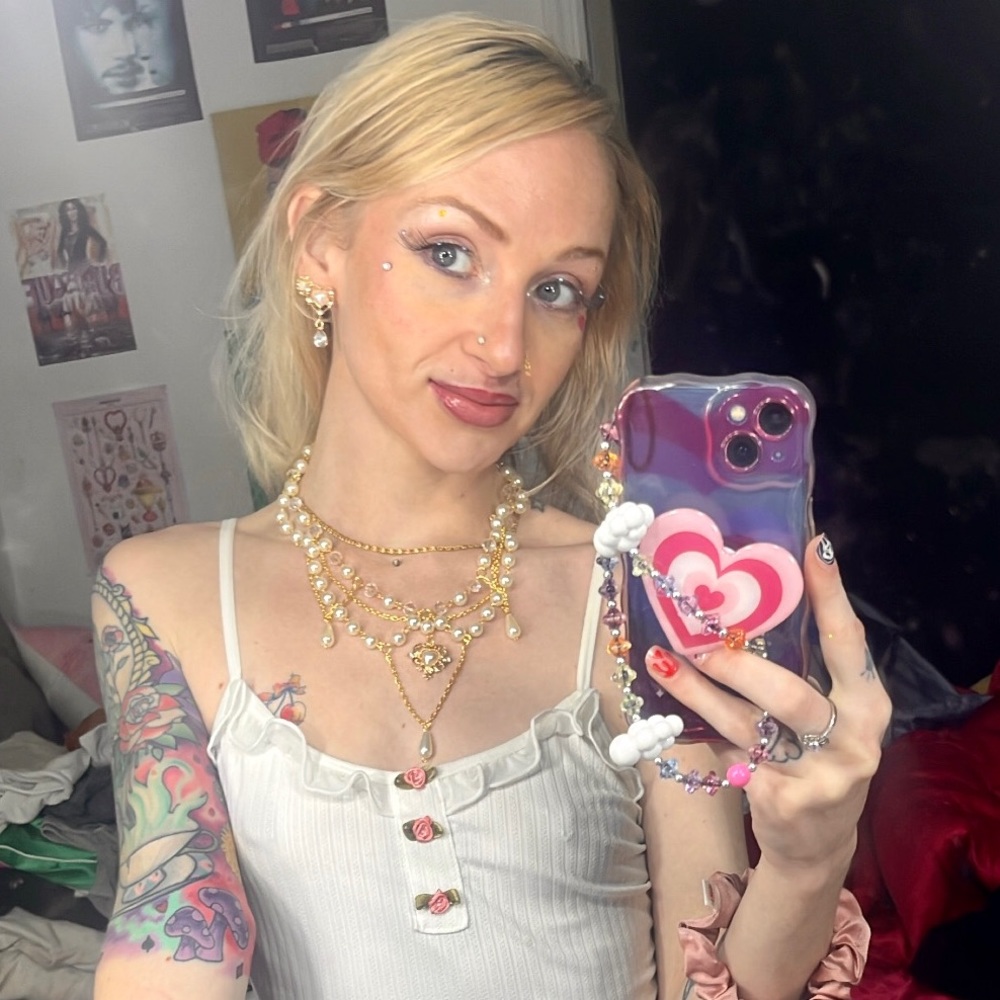 Gold/Pearl necklace